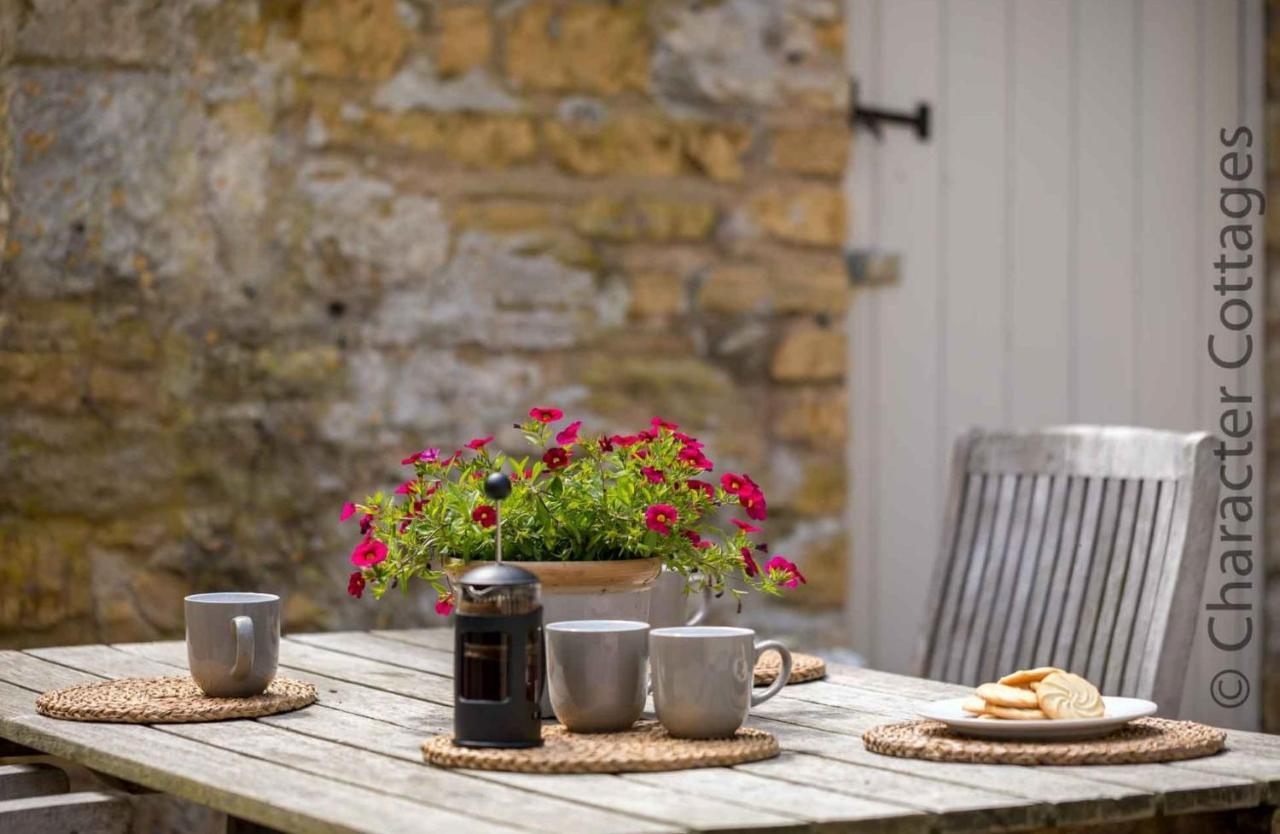 Weir Cottage Bourton-on-the-Water Eksteriør bilde